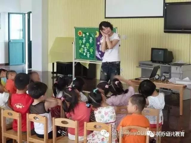 公鸡母鸡拖拉机