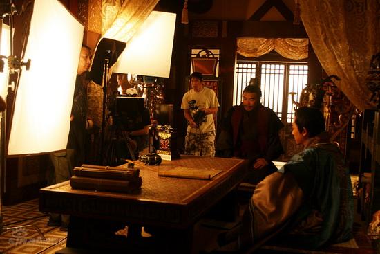 光荣之路上的狗