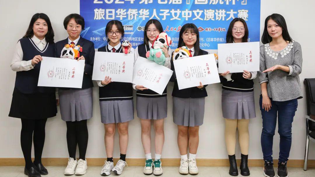 光荣之路上的狗